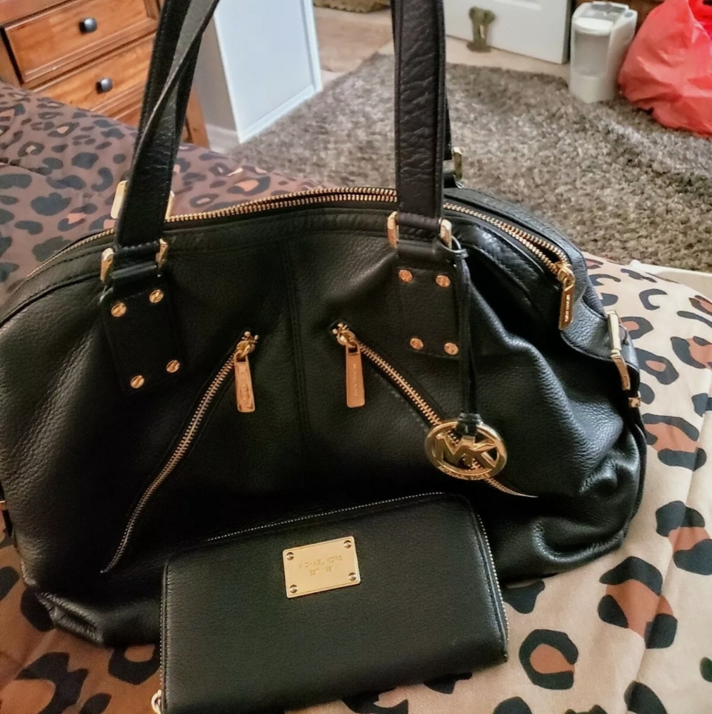 Michael Kors Portland leather with wallet